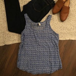 Old Navy tank